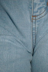 Voluptuous wife's close up cameltoe pics
